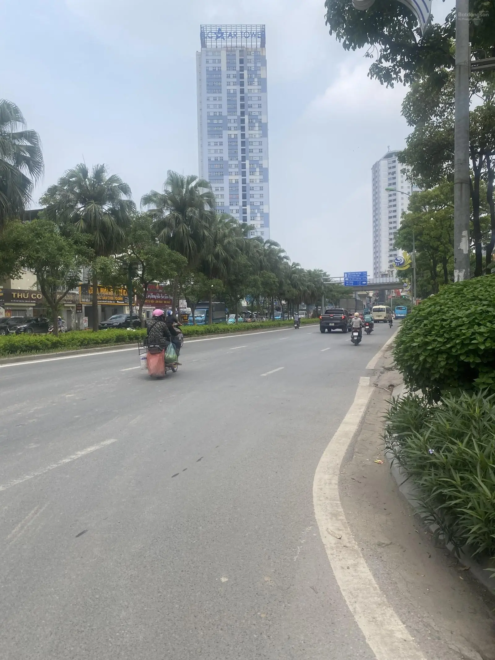 Biệt thự văn phú hà đông 230m x 4 tầng ,lô góc, 3 mặt thoáng, sát đường văn khê, thang máy