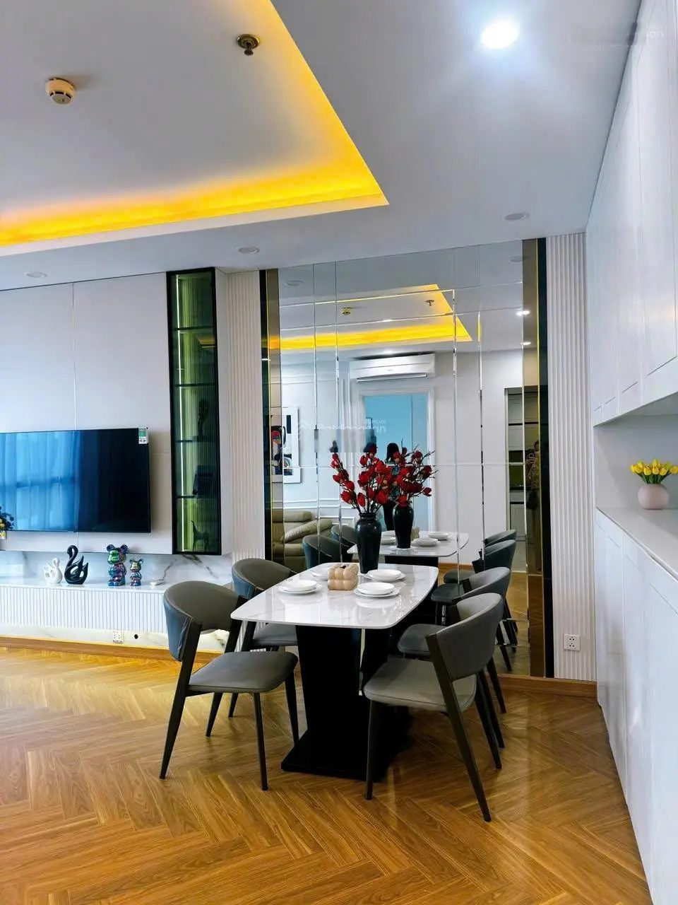 Bán căn hoa hậu 87m2 tại Vinhomes Times City - Park Hill giá 7.85 tỷ có thương lượng. LH 0869 396 ***
