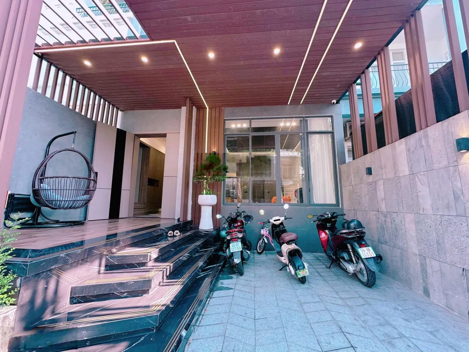 Bán Biệt Thự Mới Đẹp Phú Mỹ Hưng 7x18 - 3 Lầu Tặng Nội Thất Cao Cấp Vào Ở Liền