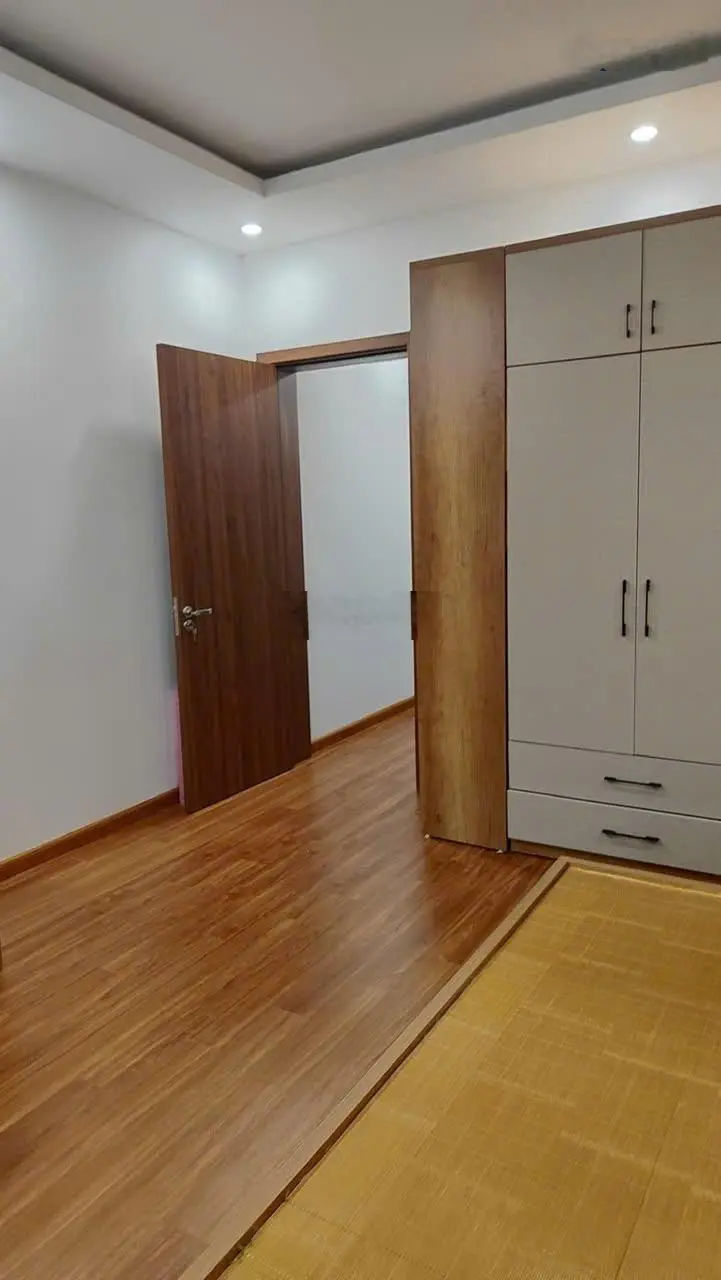 Chính chủ bán liền kề Văn Phú, dt 90m2, 5 tầng, vị trí kinh doanh, hoàn thiện đẹp, lh: 0948 655 ***