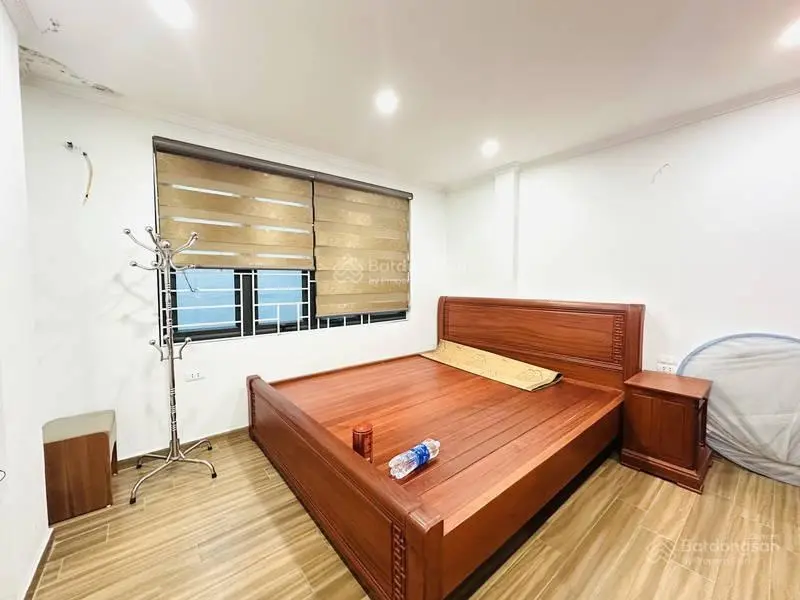 15,6 tỷ, khương đình, 61 m2 x 6 tầng, 8 ngủ, thang máy, ô tô tránh