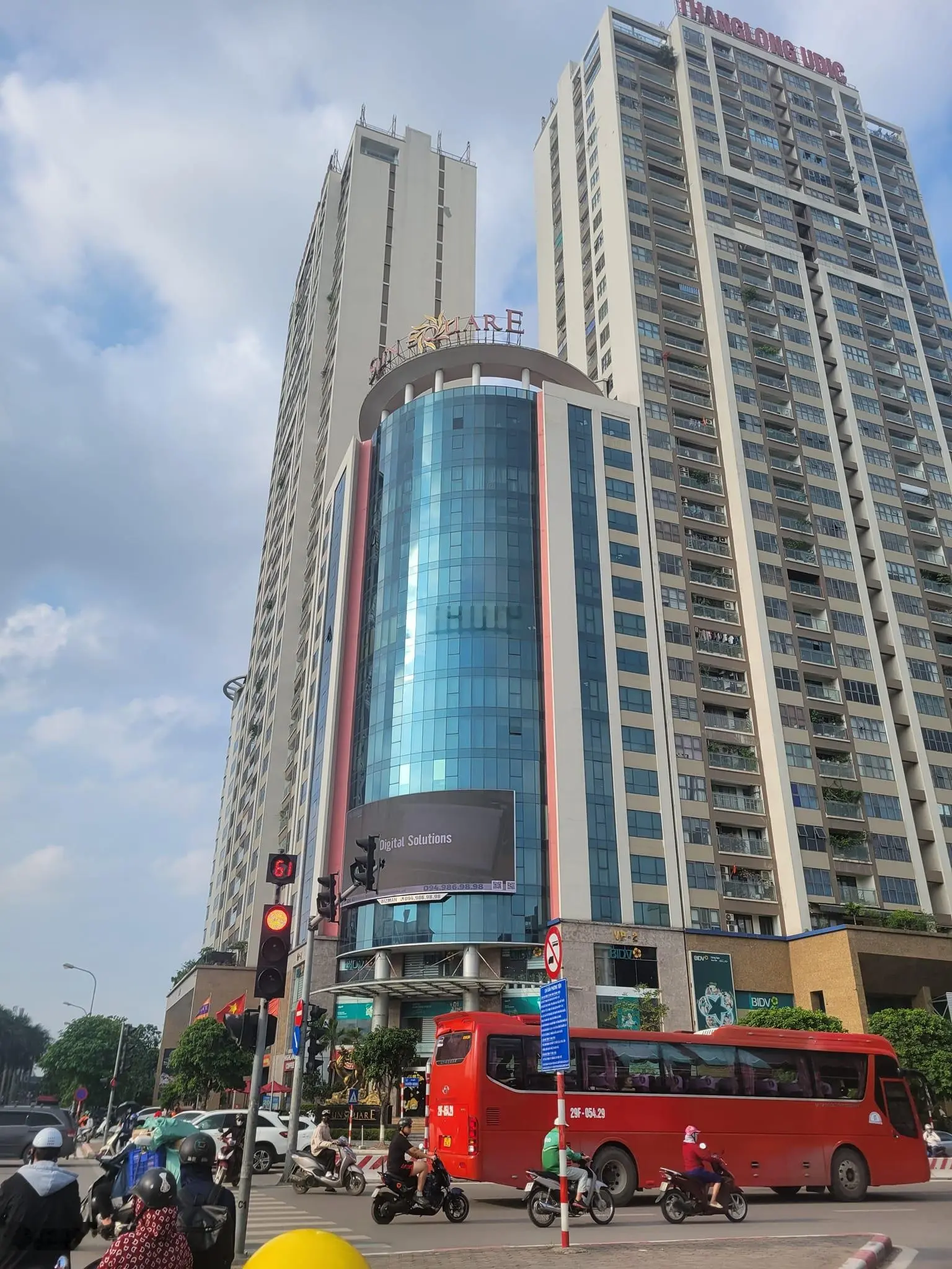 Chung cư cao cấp Sun Square Lê Đức Thọ 98m2 * 4.92 tỷ - căn góc - 3 ngủ - an sinh tốt