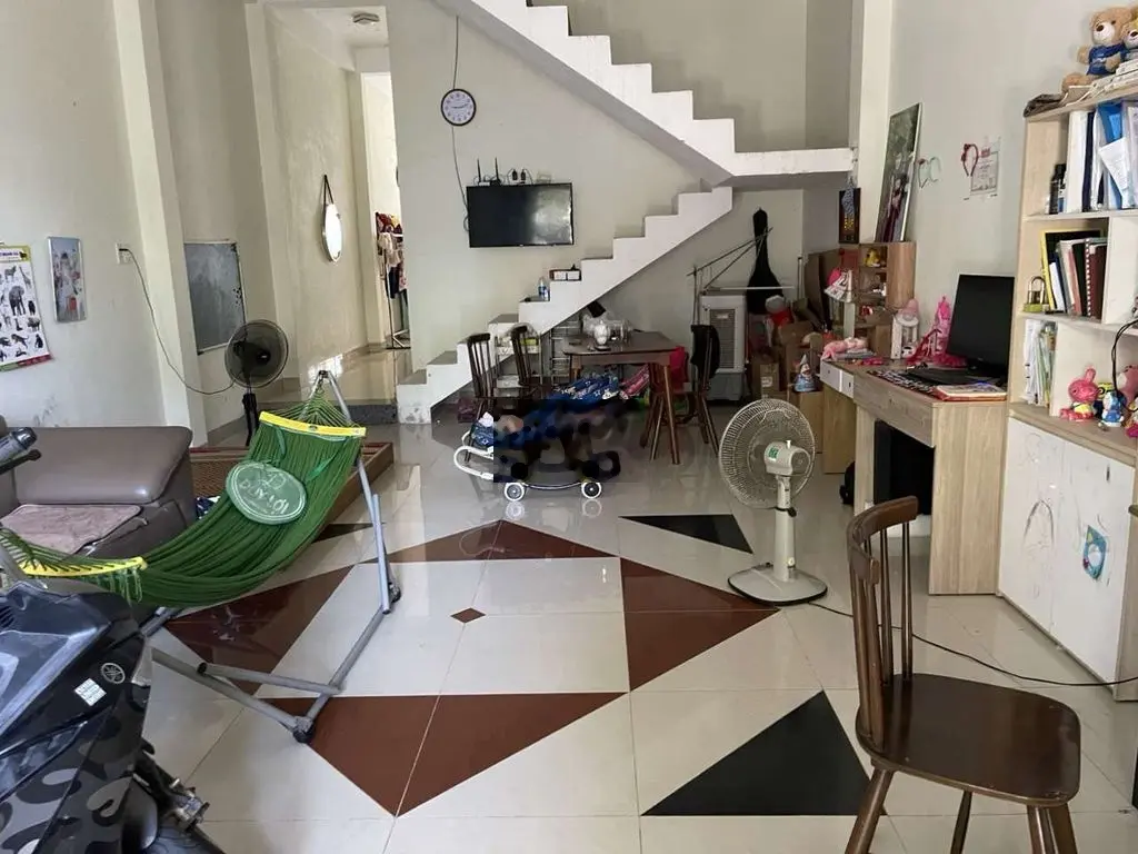 Bán nhà 1 mê đúc Đường Nguyễn Tuyển. Hòa hải. 2 tỷ 600. Có tl.