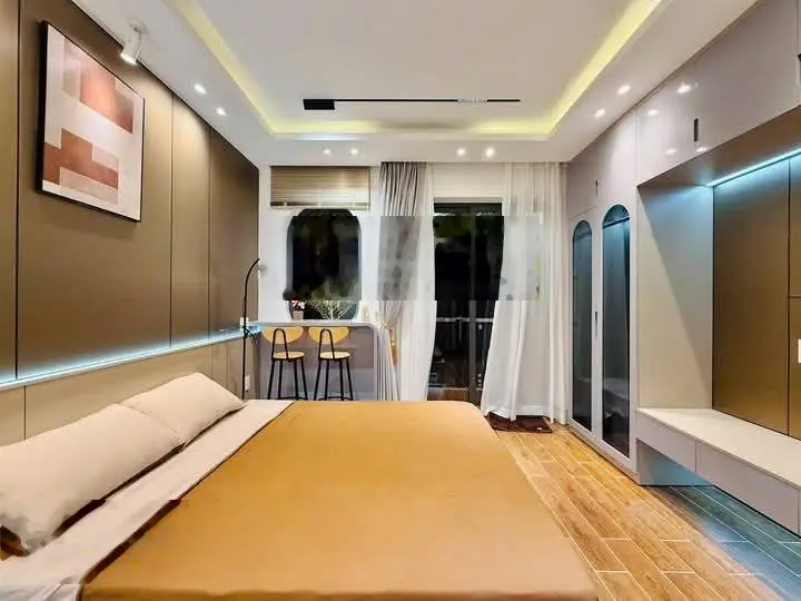 Hót! Phố Vũ Thạnh, ô tô đỗ cổng, gần mặt phố, mới full nội thất ở ngay, dt 46m2 * 5 tầng