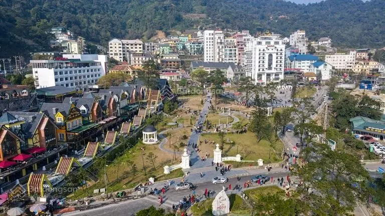 Bán lô đất siêu phẩm trên núi Tam Đảo, Vĩnh Phúc. Diện tích 1200m2 sở hữu lâu dài