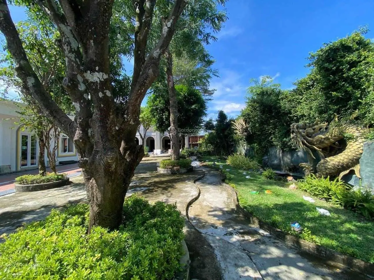 Biệt thự siêu víp bậc nhất nhì TP Rạch Giá cần bán 23m x 87m(2000m2) giá siêu rẻ 21 triệu/m2