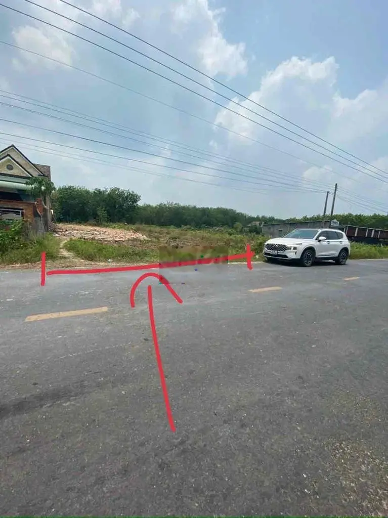 Cần bán lỗ 2 nền mặt tiền . 10x55 và 10 x 70 .