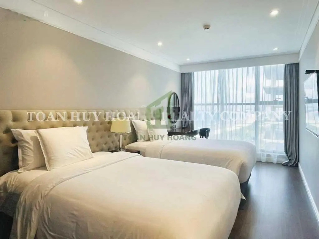 Bán căn hộ 2 phòng ngủ tòa Alphanam Luxury chuẩn 5 sao