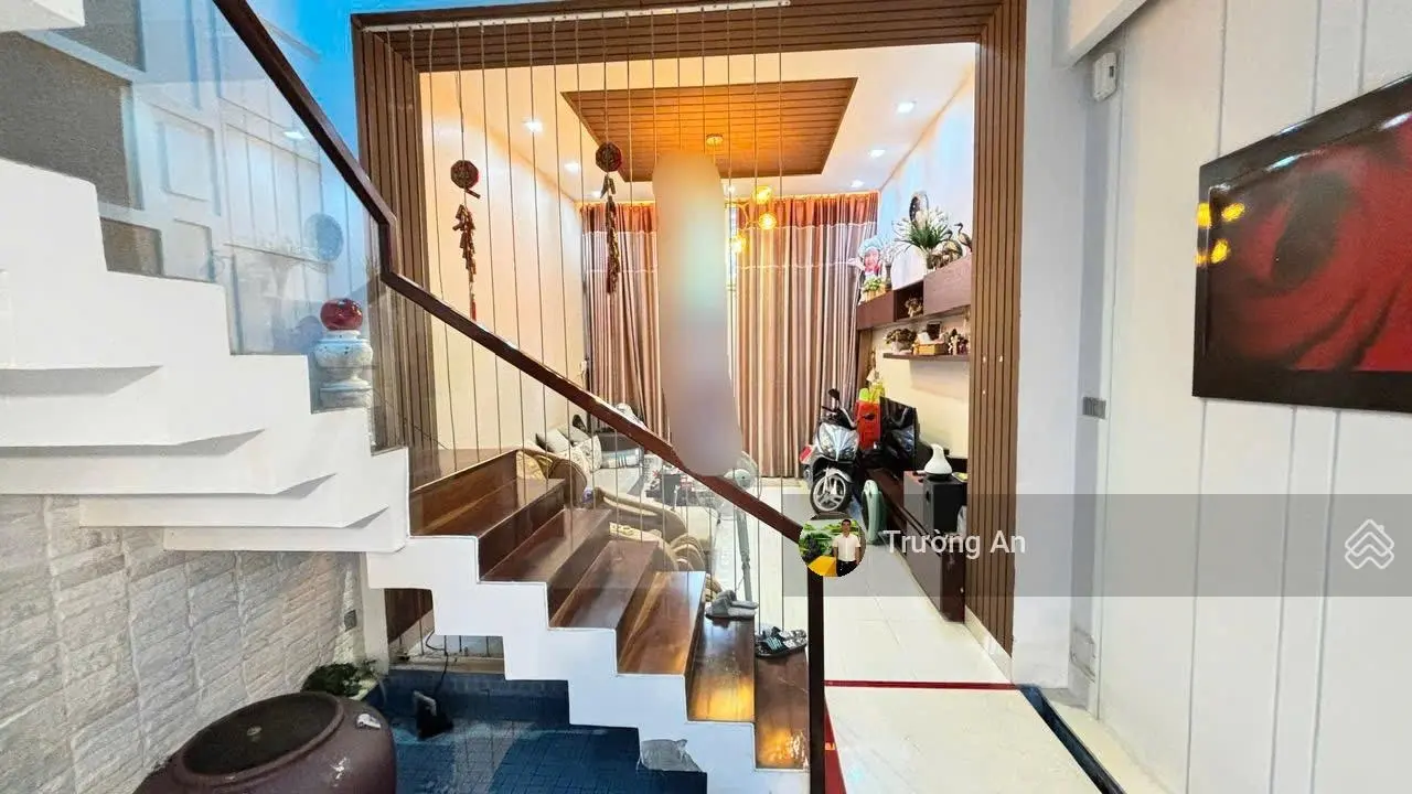 Bán nhà 3 tầng đẹp giá thấp nhất chỉ 5 tỷ tại KĐT Vĩnh Điềm Trung nhộn nhịp trung tâm Nha Trang