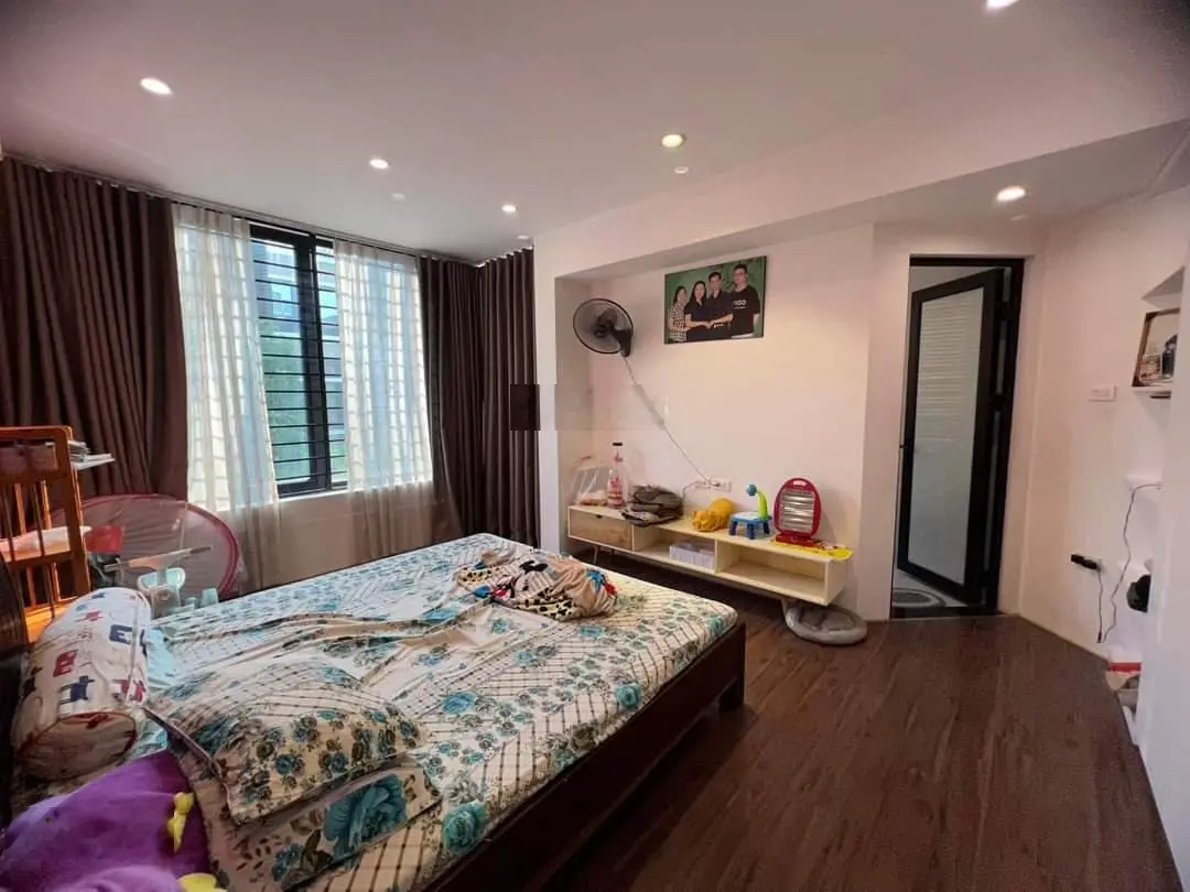 Bán liền kề KĐT Văn Quán 90m2 xây 5T, ô chờ thang máy, kinh doanh, phân lô vỉa hè rộng, nhỉnh 19 tỷ