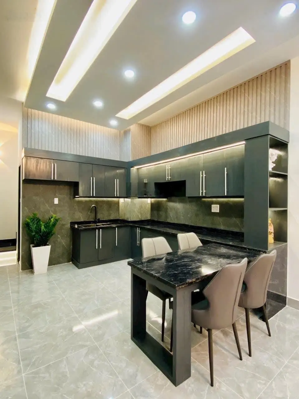 Cần bán gấp Bàu Cát, p12, Tân Bình. Dt 47,94m2 . Giá 2,7 tỷ