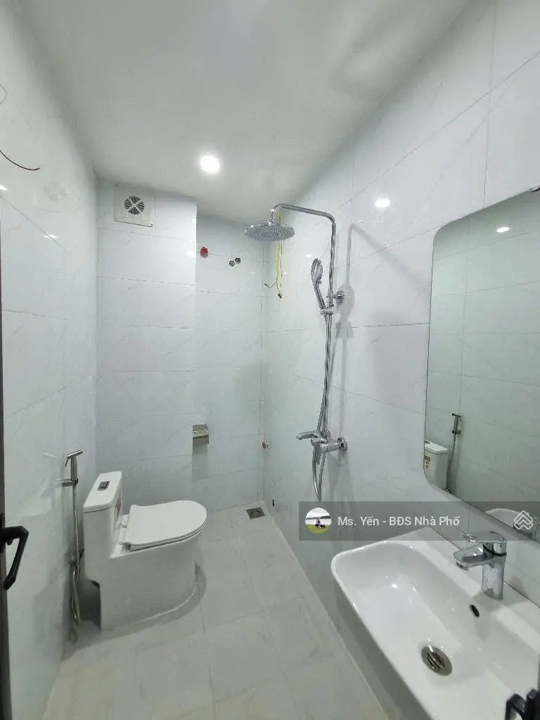 Cần bán nhà riêng Phan Đình Giót, DT40m2, ô tô gần, 5 tỷ 9