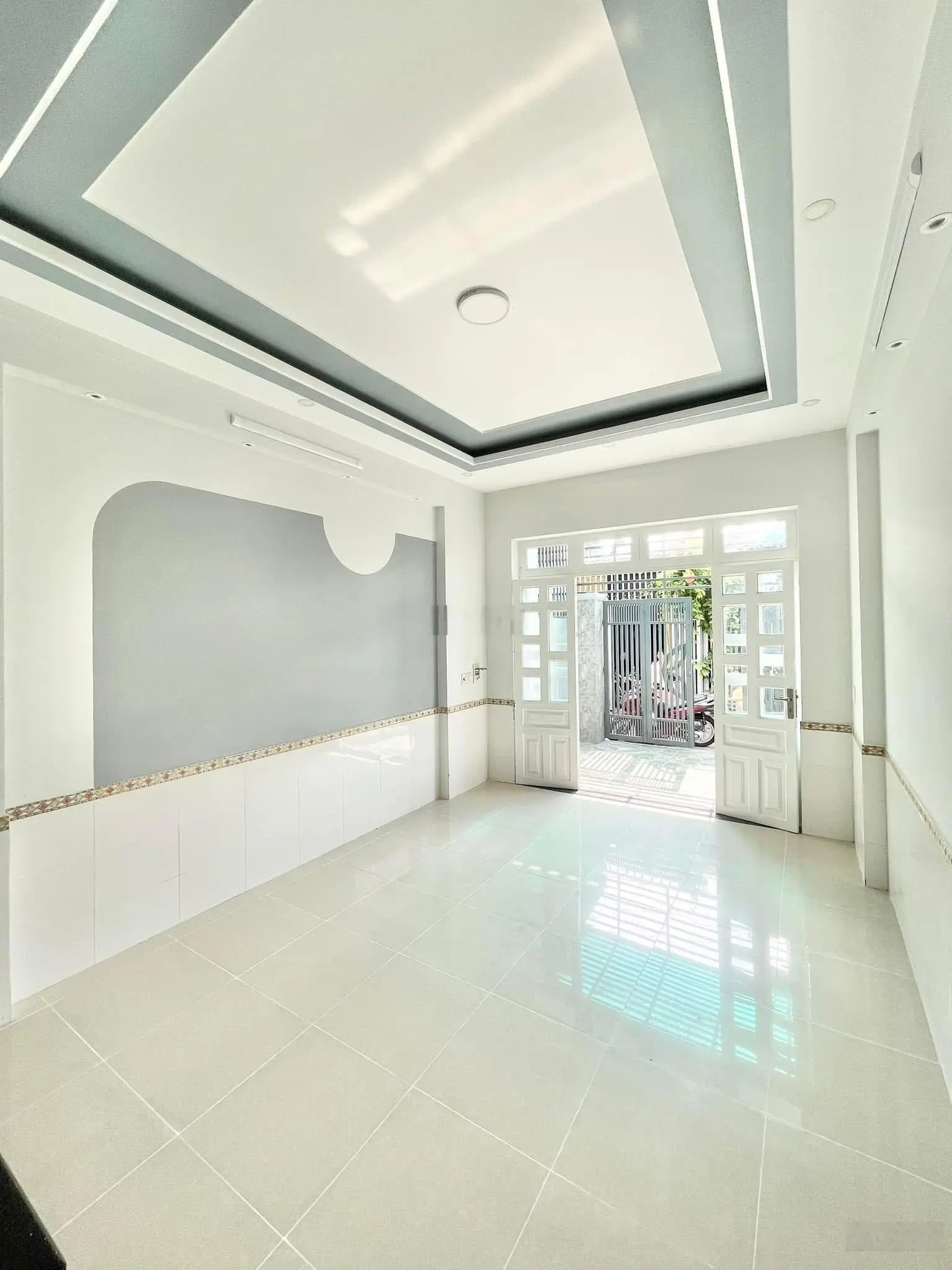 Bán nhà 1 trệt 1 lầu hẻm ngô văn sở, p. dĩ an gần trung tâm hành chính