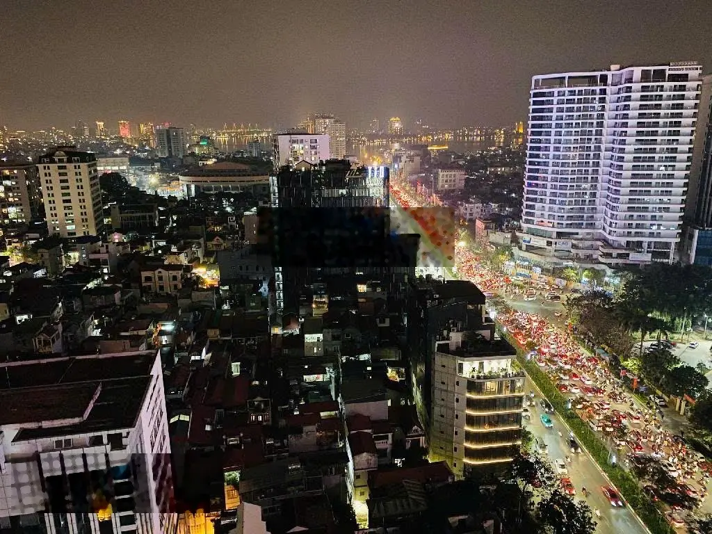 Hiếm !! 1.0.2 !!! liễu giai tower phố khu vip- ba đình -135m2 - 3 ngủ -2 ban côn -view đẹp - 9.4tỷ