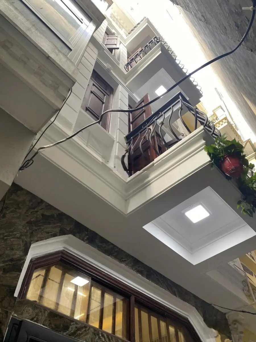 Bán Nhà Quan Hoa. Diện Tích 40m,4 Tầng, Mặt Tiền 3,5m, Giá 9,5tỷ. Full Nội Thất, Thoáng Trước Sau..
