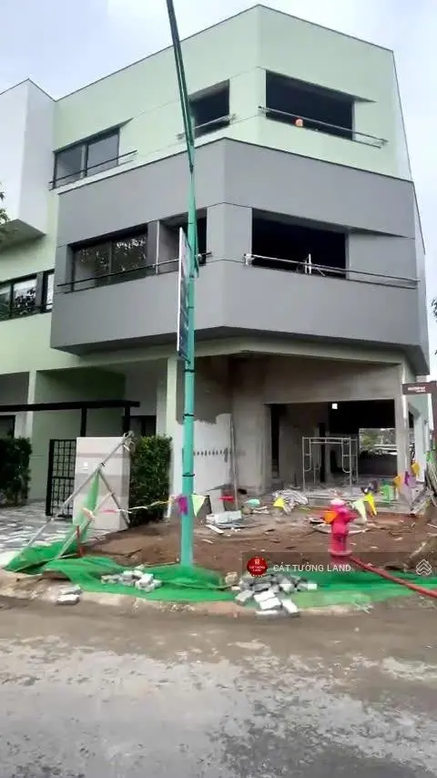 Bán nhà phố 3 tầng đang xây kế bên UB phường Bình Chuẩn, TP Thuận An, Bình Dương