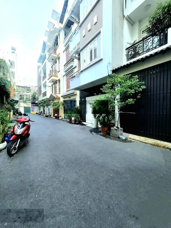 Ngộp giảm 2 tỷ - ngay sân bay - 5x10.4m - hẻm 6m xe hơi ngủ - nhà mới ở ngay - gấp bán - 11.5 tỷ tl
