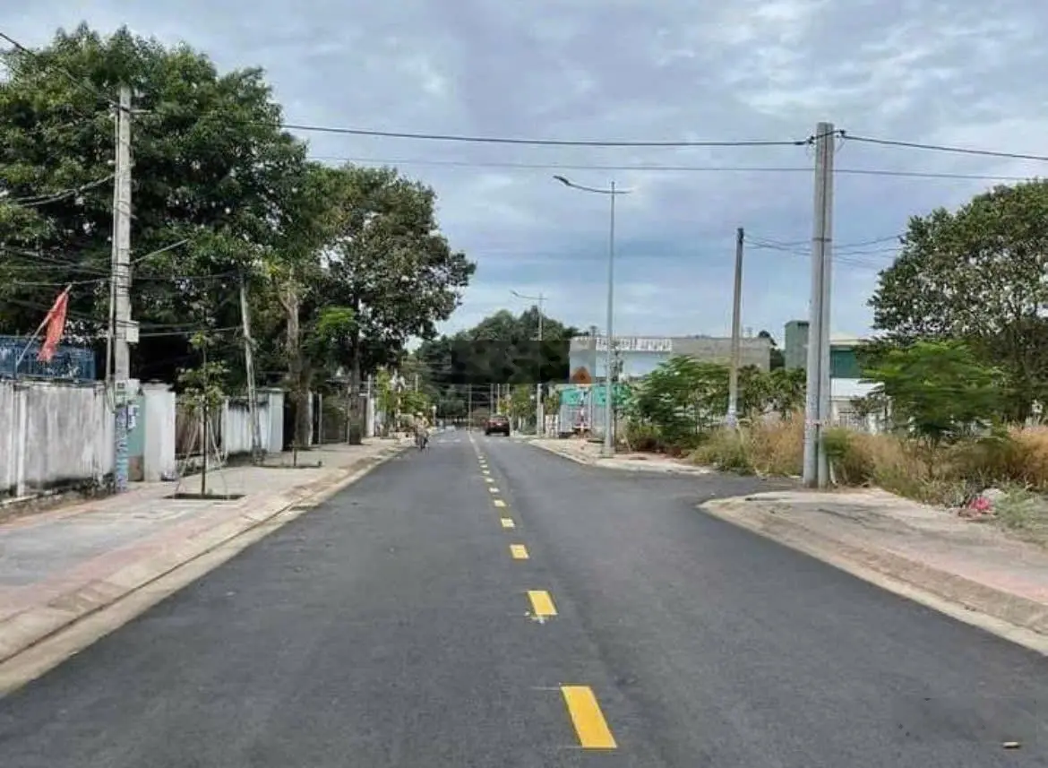 Đất ngộp cần bán 120m2/800tr SHR tại Nguyễn Tri Phương, Phường 5, Bạc Liêu gần Chợ Bạc Liêu