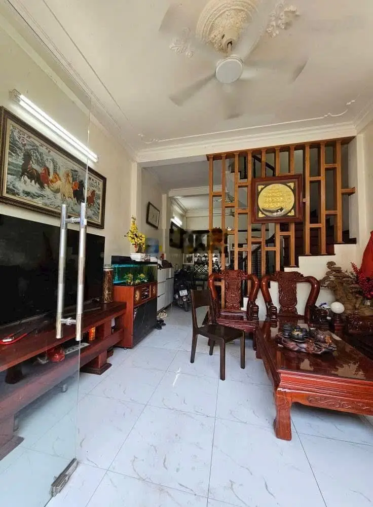 Bán nhà riêng diện tích 42m2 tại đường Lương Khánh Thiện, Hà Nội