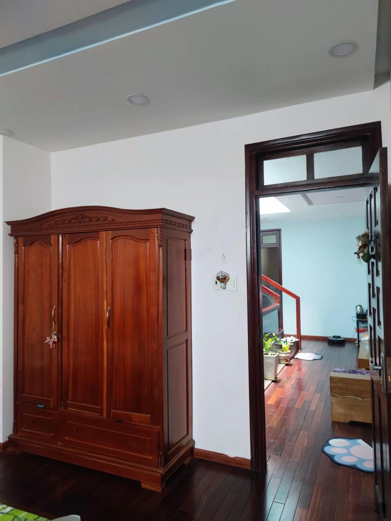 Bán nhà 3 tầng KĐT Lê Hồng Phong 2, 90m2 có sân để ô tô, full nội thất gỗ hiện đại!