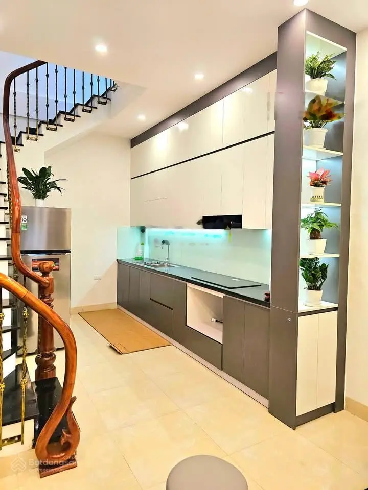 Hót. chính chủ bán gấp nhà đẹp đường phạm văn đồng, cầu giấy