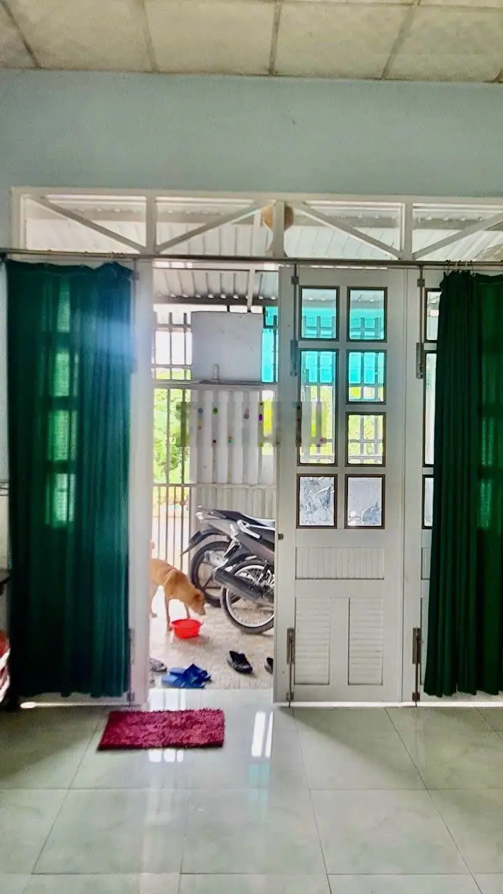 Bán Gấp căn nhà cấp bốn khu dân cư Long Hậu 3 Giảm ngay 150tr . giá mới 2ty350triệu sổ hồng