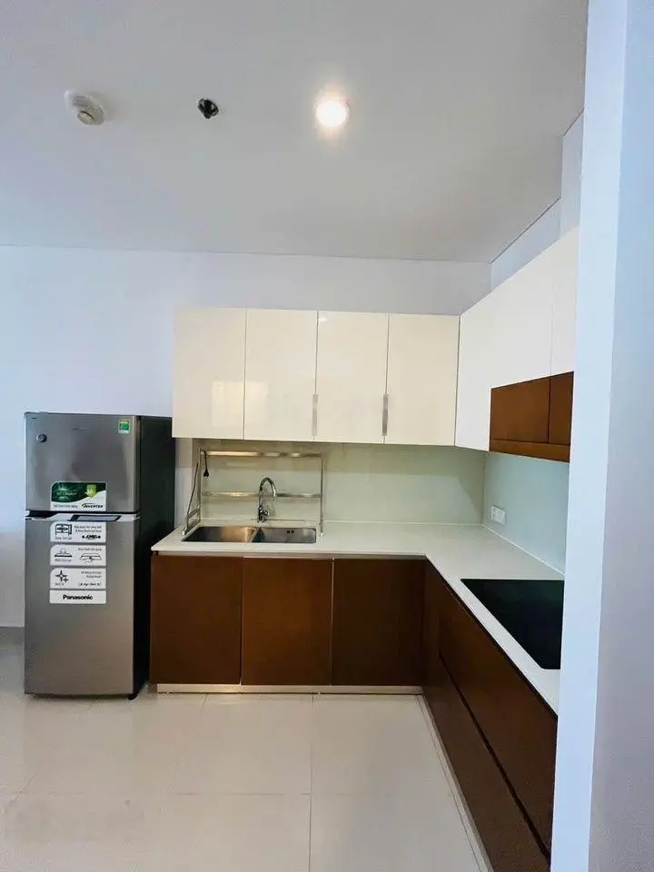 Bán căn hộ chung cư Pearl Plaza, Bình Thạnh, DT: 92m2 2PN 2WC, giá 1 tỷ 350 triệu