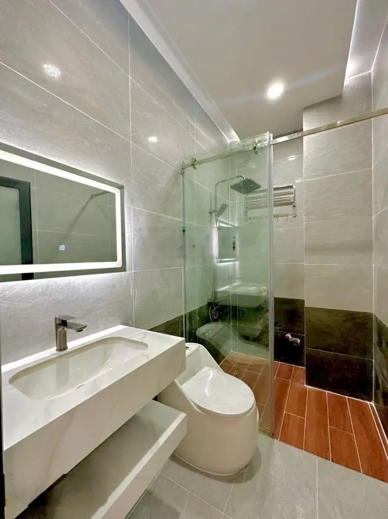 Hẻm xe tải 8m - Hương Lộ 2 - DT 60m2 - 4 phòng ngủ - khu nhà đồng bộ - giá chỉ 7.5 tỷ