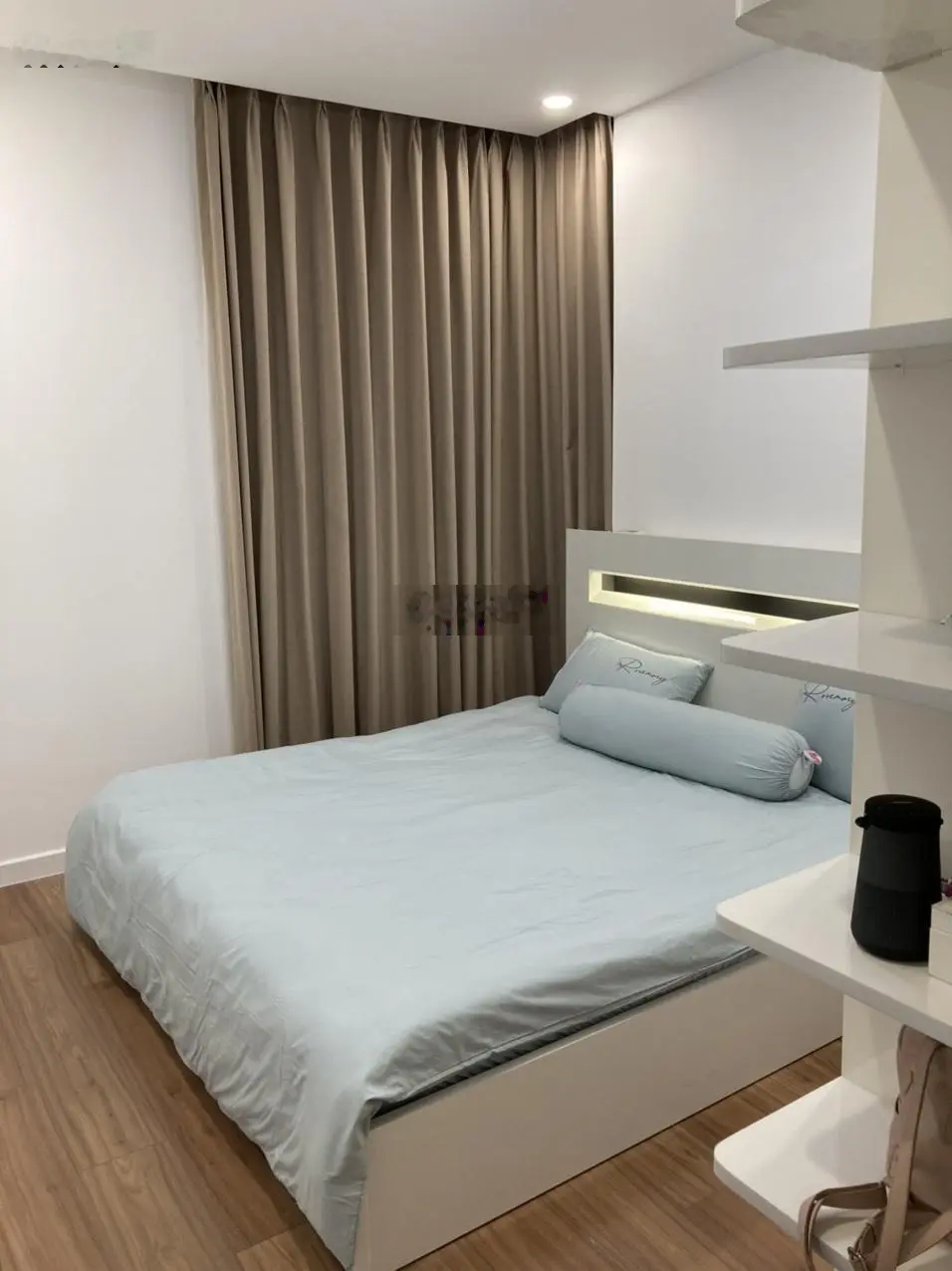 Chính chủ cần bán chung cư Summer, DT 62m2, 2PN, 2WC, giá 2.6 tỷ. LH mình 0931 177 ***