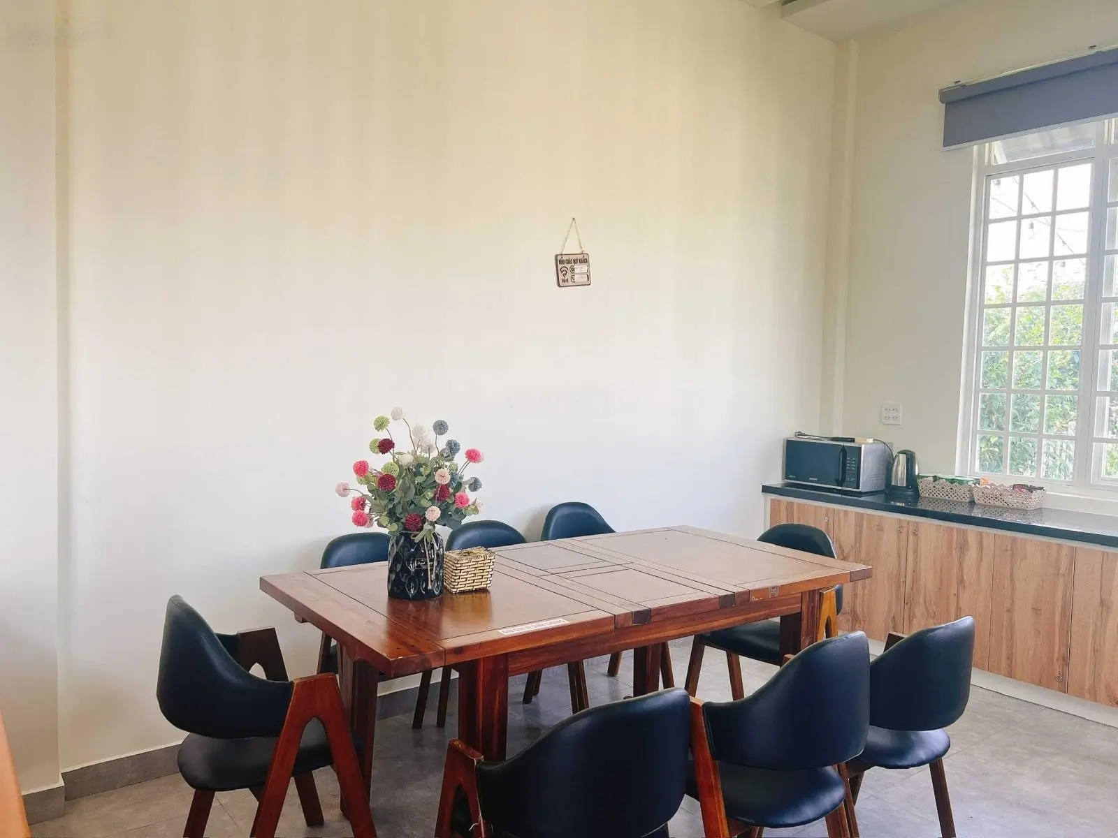 Cần tiền e bán gấp nhà phố vườn homestay nghỉ dưỡng hơn 1150m2 TP Bảo Lộc, có nguồn thu ổn định a