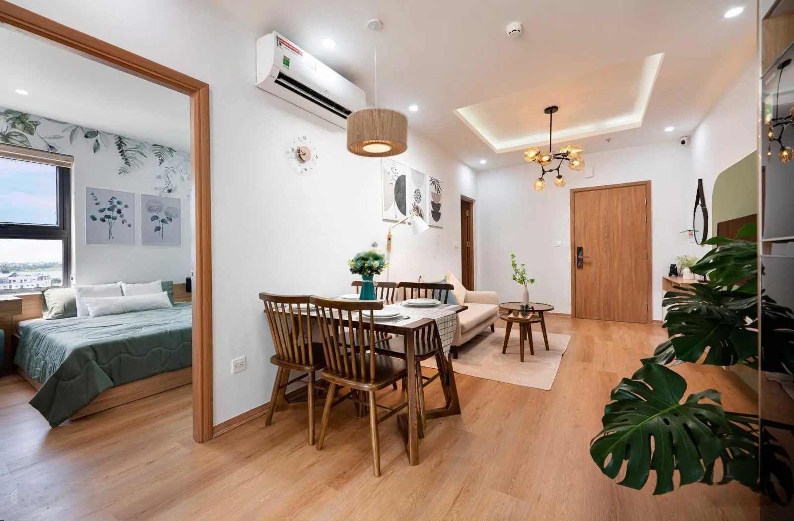 Chính chủ bán bằng giá gốc căn 2PN2VS tòa G1 Green Bay - 3.5 tỷ full nội thất