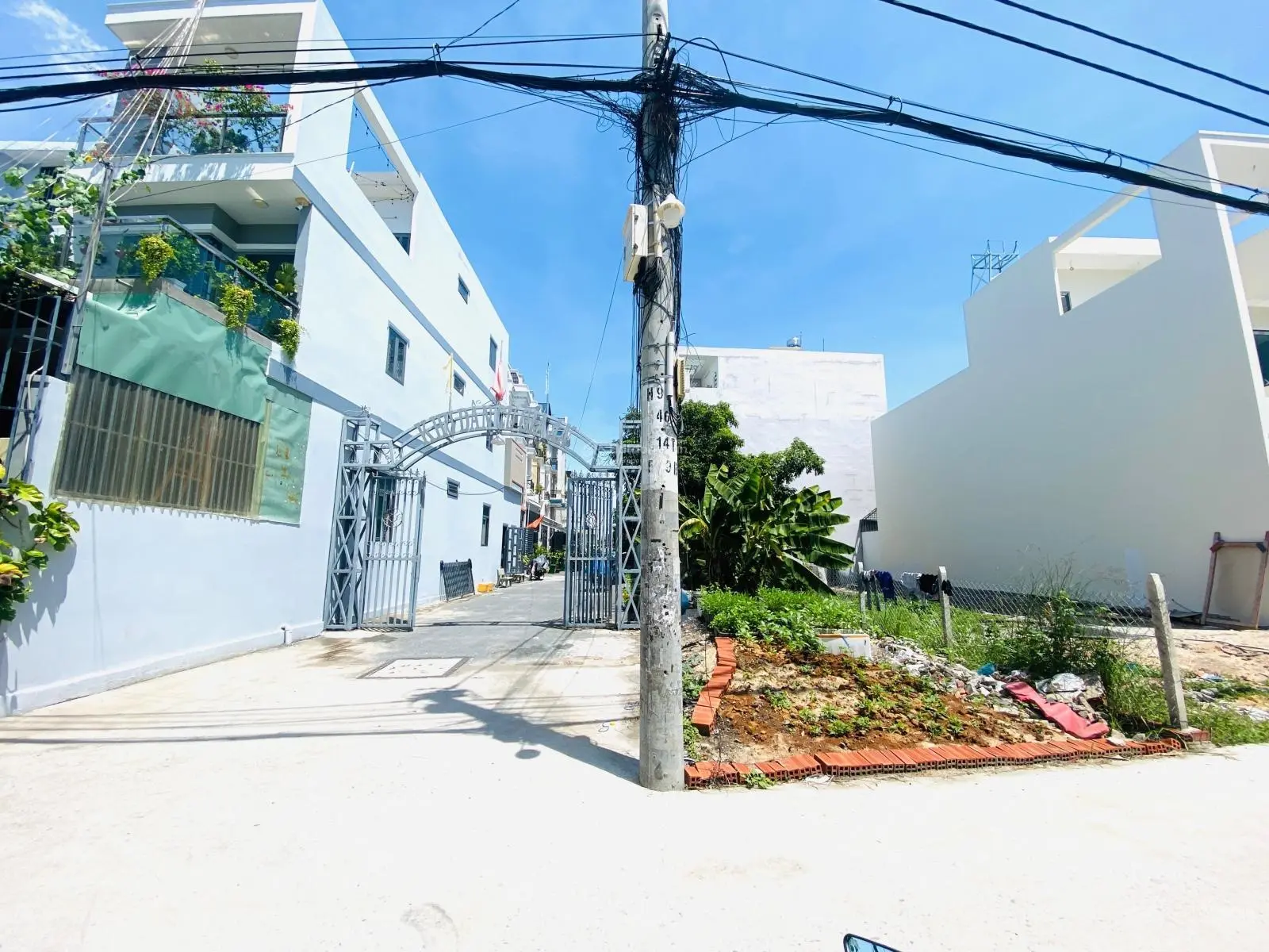 Bán đất góc 2 mặt hẻm giá 3,85 tỷ, diện tích 98,9 m2, tại Thạnh Xuân, quận 12