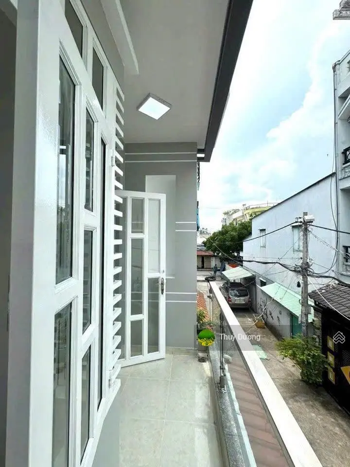 Cần bán gấp căn nhà trong tuần, giá 100% do đang cần tiền trả nợ gấp sẵn sổ