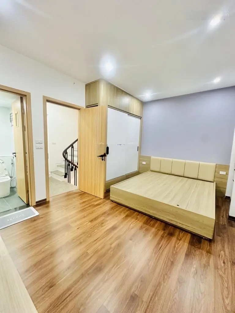 Hiếm Có Khó Tìm-Lê Thanh Nghị 28m2,5 tầng,Gần Ô Tô, Vị Trí Đắc Địa,Ngõ Thông