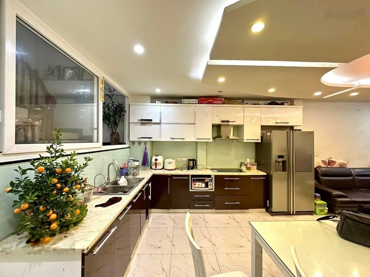 Giá đầu tư! Bán nhà phố Tô Ngọc Vân, Tây Hồ - ô tô tránh - kinh doanh - 68m2 lô góc - giá 18tỷ hơn