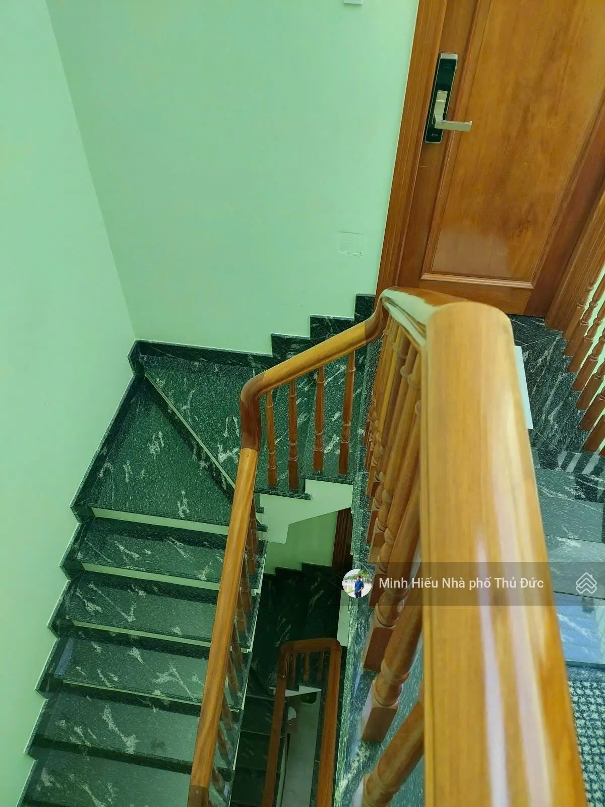 Bán nhà Hiệp Bình Chánh, Gần Phạm Văn Đồng, 3 Tầng HC 92m2 nhỉnh 7 tỷ, tặng full nội thất