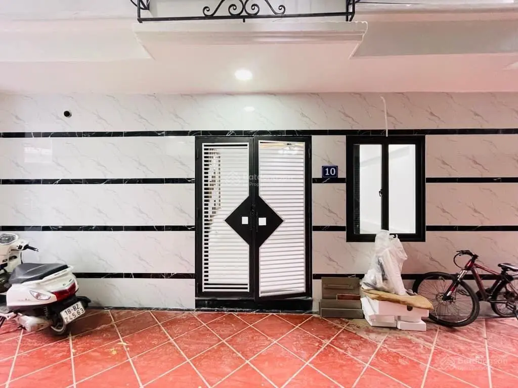 Bán nhà mới toanh tại Phố Phú Lương, Hà Đông với 30m2, 5 tầng, mặt tiền 6,7m, 4,25 tỷ