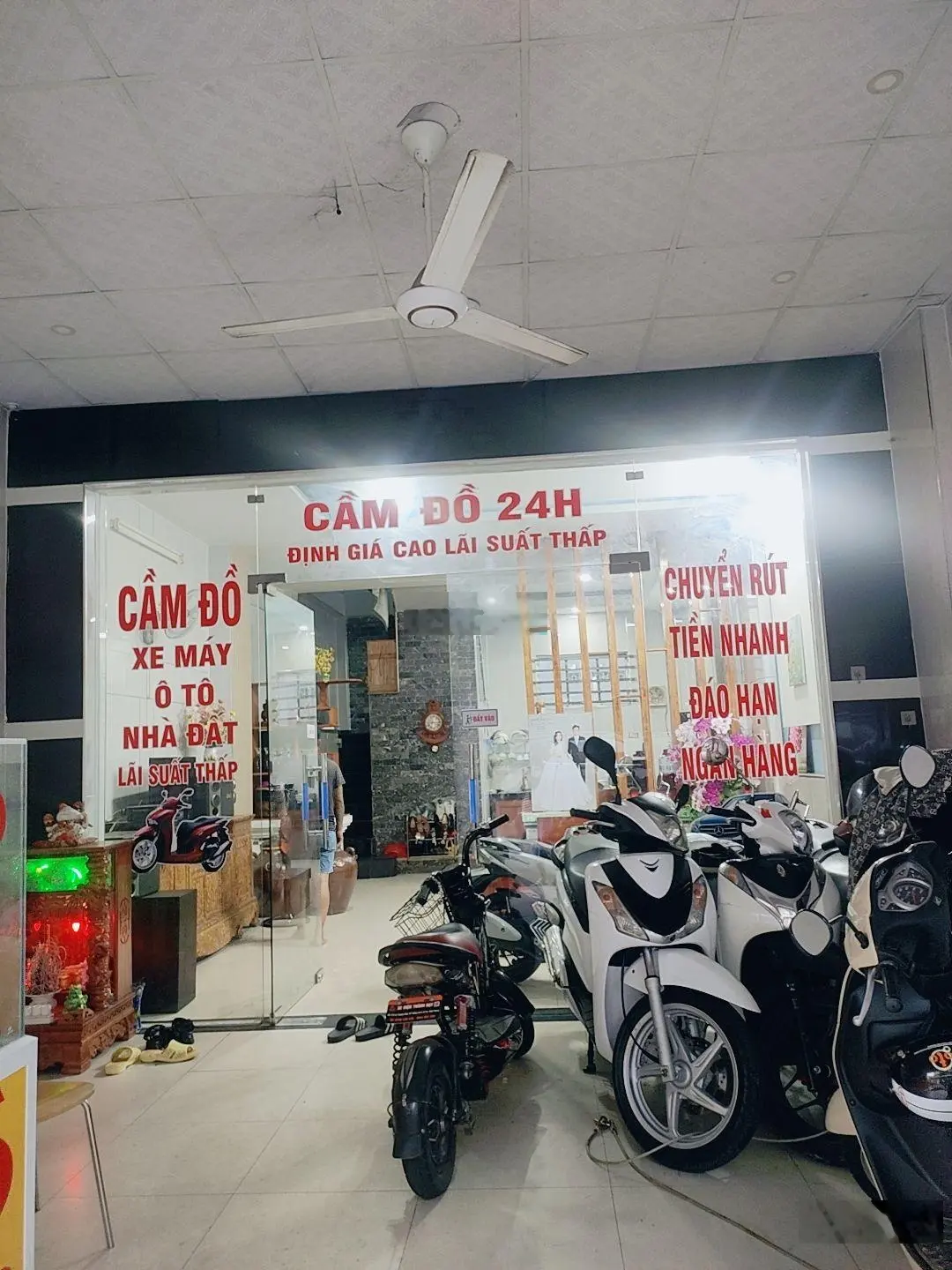 Nhà lầu trệt kinh doanh buôn bán đẹp- đường 6m xe hơi