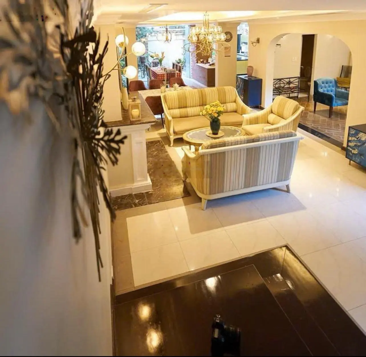 Bán biệt thự khu đô Thị Nam Thăng Long, Tây Hồ: Diện tích 296m, mặt tiền 33m, 3 tầng. Cực Hiếm