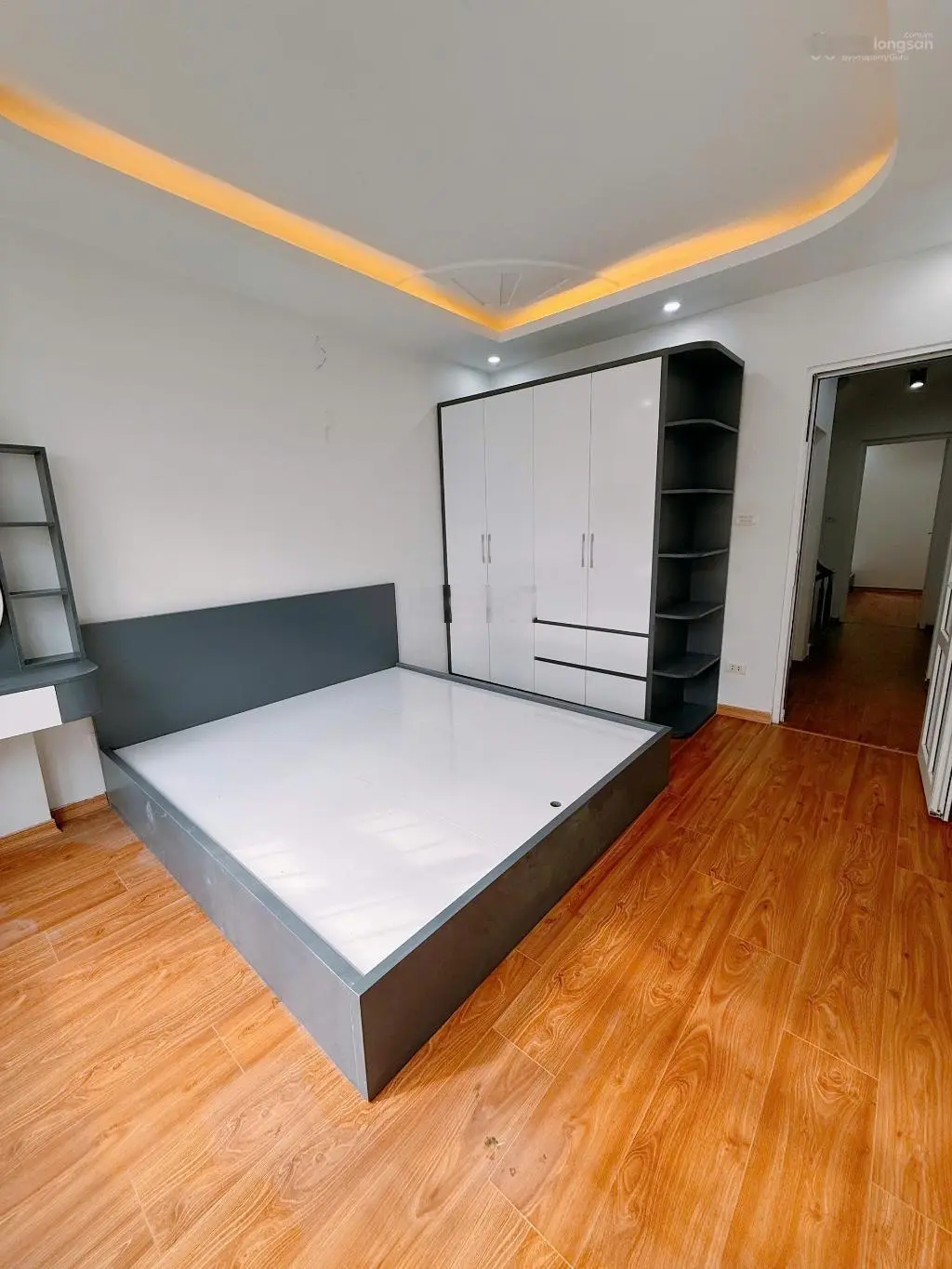 Phú diễn Nhà đẹp ở ngay 43m2 . 5tầng ô tô sát phố 7,59 tỷ