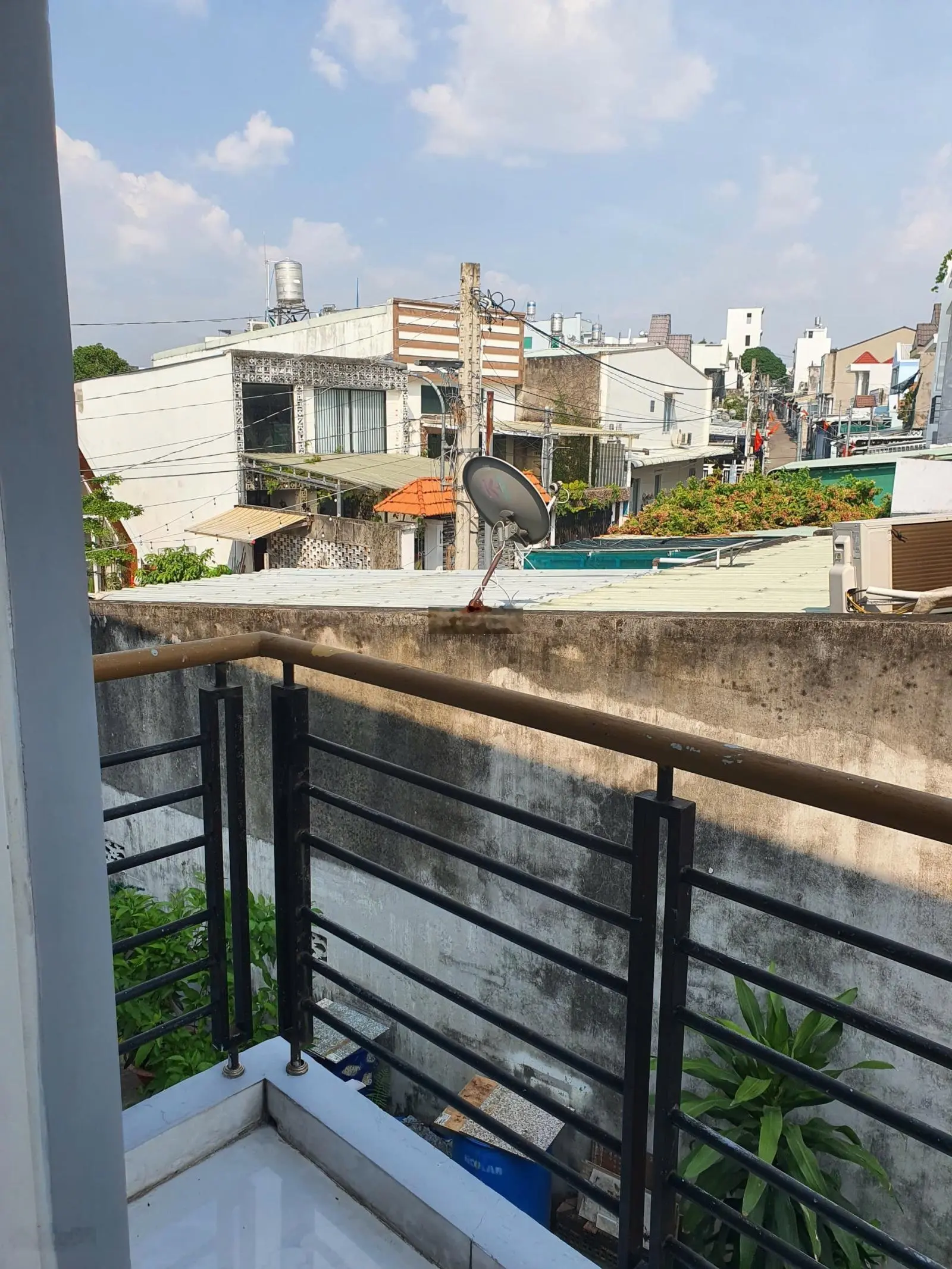 Bán nhà nhánh Nguyễn Đức Thuận , nhà 1 trệt 1 lầu 3pn , vị trí trung tâm , k quy hoạch , giá 3tỷ