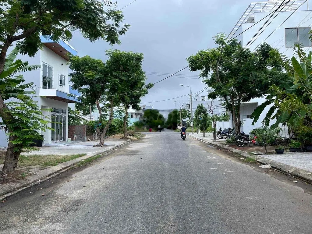 Nhà 3 tầng siêu đẹp đường 7.5m nam việt á