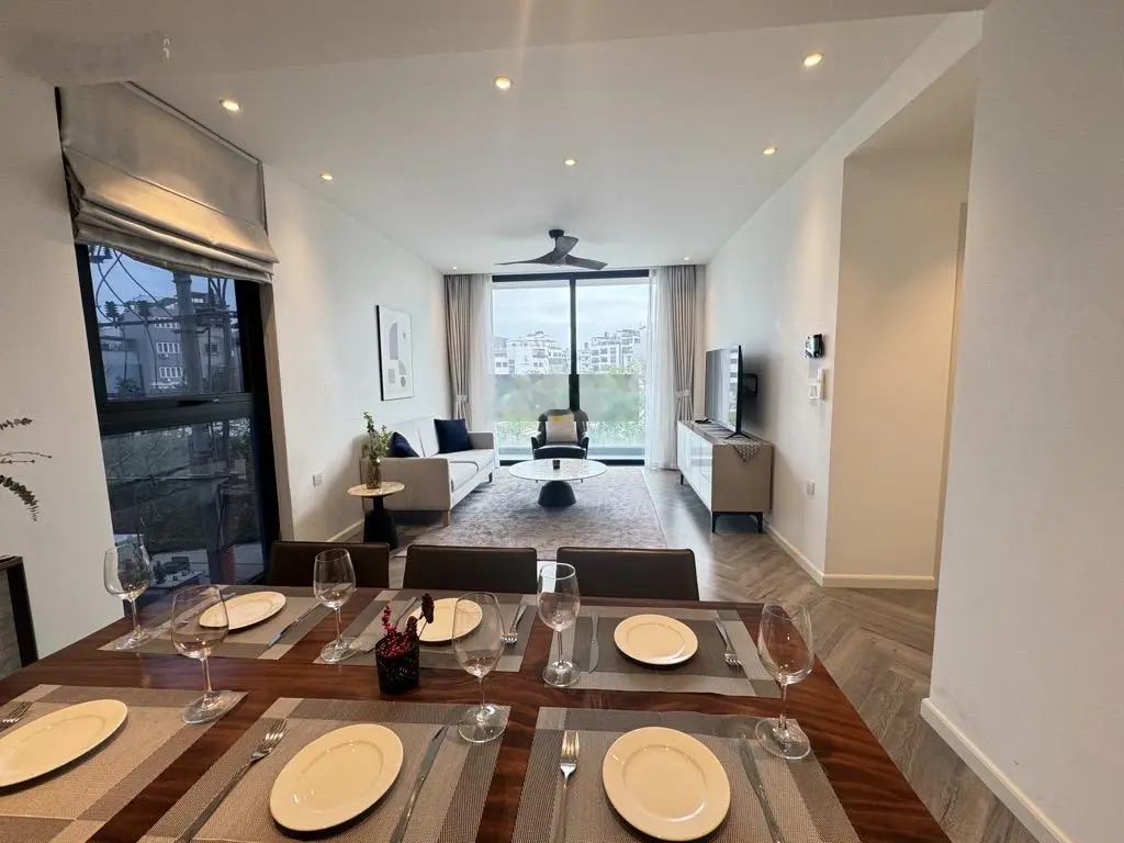 Nhà Ngọc Thụy - Long Biên, lô góc, PL, ô tô tránh, view công viên, thang máy, kinh doanh dòng tiền