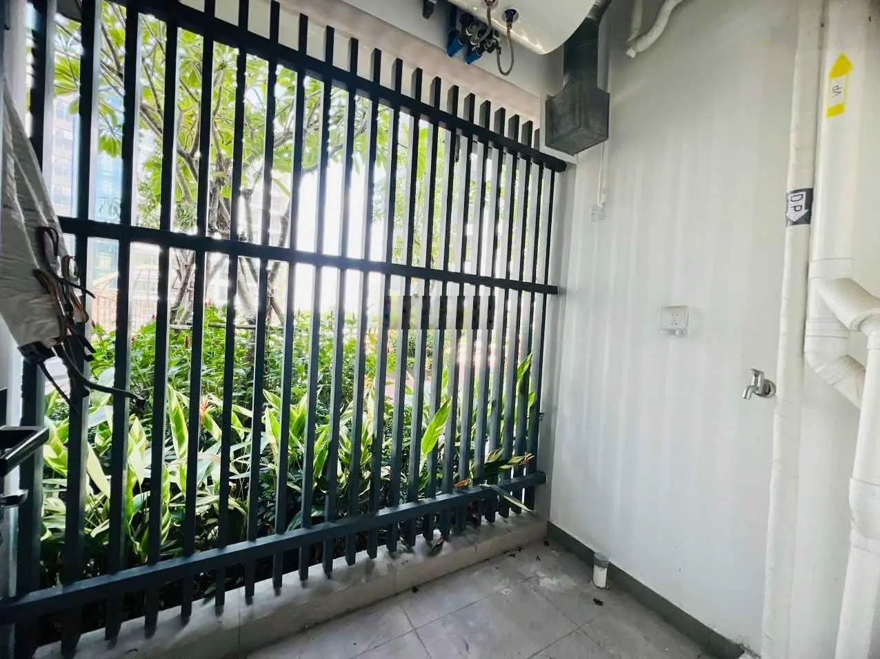 Hiếm! Còn 1 căn trệt trên không Alnata Plus - 80m2 - Bao gồm ô đậu xe - giá bán 5.550 tỷ (102%)