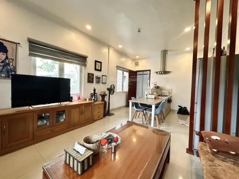 Bán nhà mặt tiền Lê Văn Sỹ, Quận Phú Nhuận - 4 tầng 62m2 (4 x 16) Không Lỗi Phong Thủy