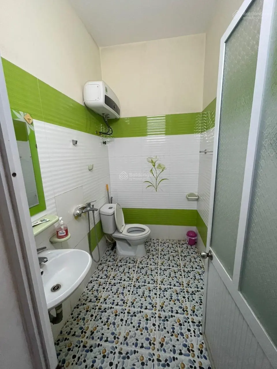 Nhà đẹp ngõ nông Hồ Sen Phố . Giá chỉ 2ty850. LH 0947 800 ***