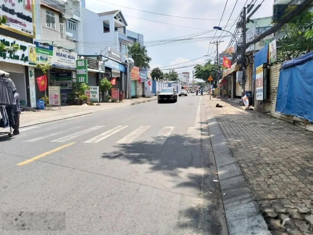 Bán nhà 3 tầng 600m2 mặt tiền 9m đường 11 gần dự Án Vạn Xuân & TBS Group. P. Linh Xuân - Tp Thủ Đức
