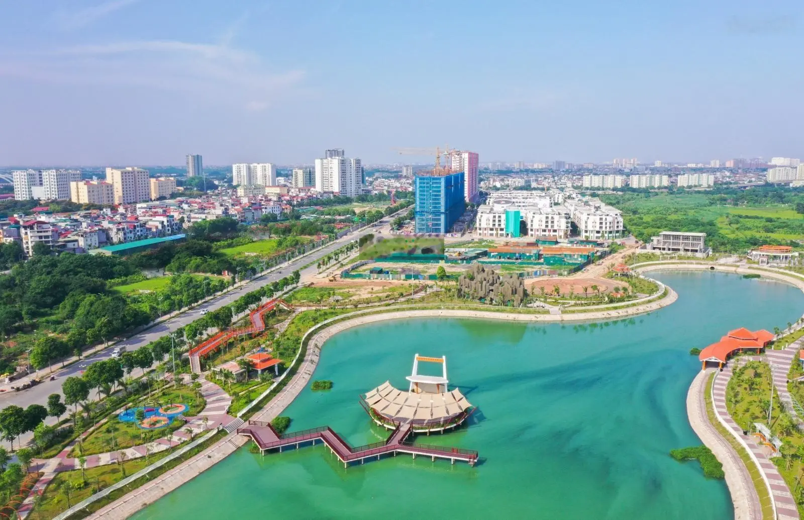 Em chính chủ cần bán nhanh 78m2 (2PN + 2VS) - giá 4,9x tỷ - Bc Đông Nam - view hồ cực đẹp