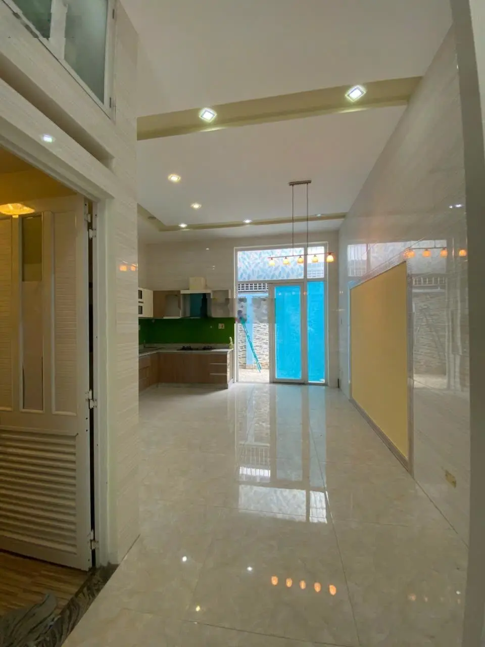 Bán nhà KDC Đại Phúc 5x22m. Trệt, 2 lầu. Sân thượng. Đường 12m. Giá 11tỷ5
