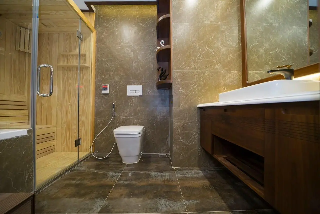 Gia đình tôi thiện chí bán căn hộ Penthouse 301,4m2 ở KĐT Trung Văn giá chỉ 9 tỷ có thương lượng